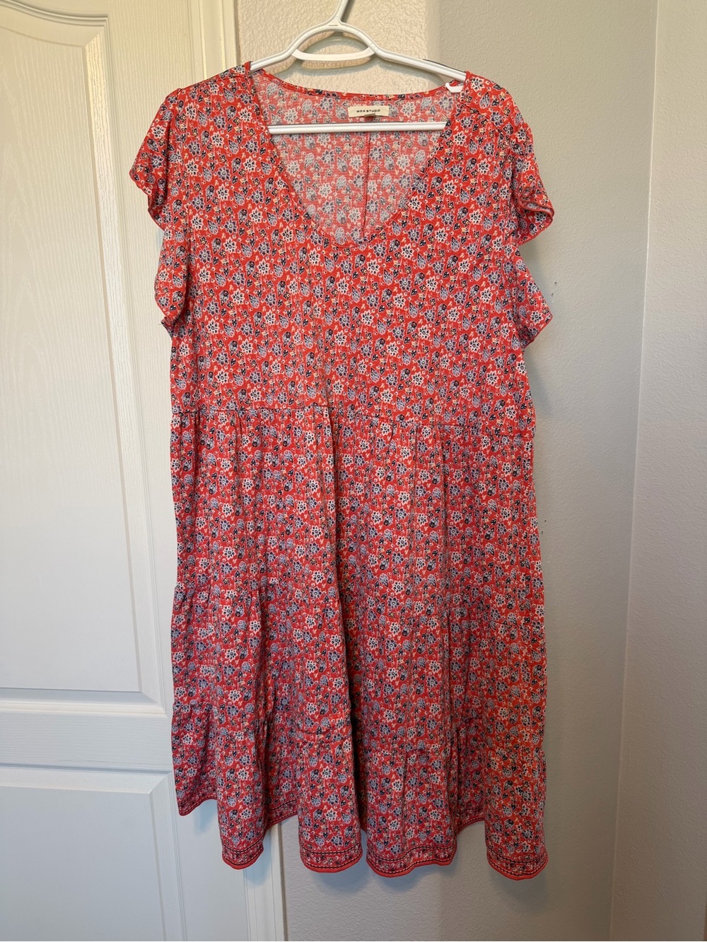 Max Studio Orange/Red Floral Midi Dress with V-Neck